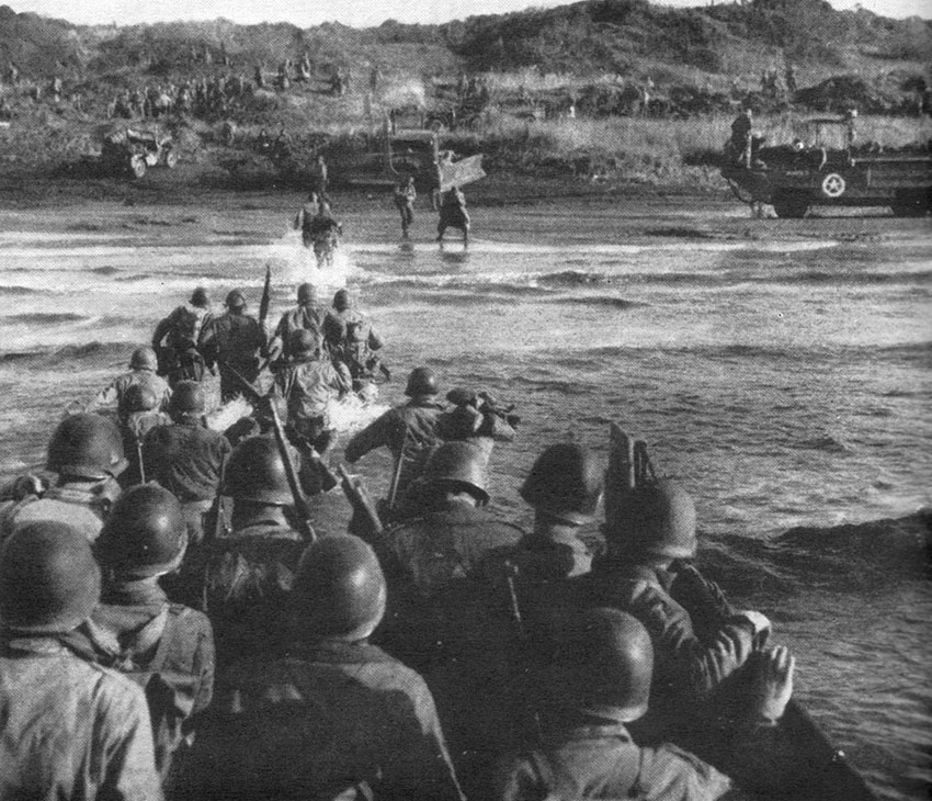 Troops of the 509th Parachute Infantry Battalion landedon 22 January at Anzio.