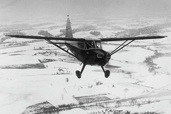 Stinson L-9B “Voyager”