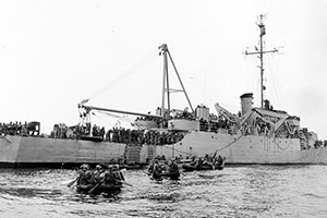 As the SMG approached the USS Wantuck, APD-125, an LCVP prepared to practice towing the RB-10s in a ‘daisy chain’ to rehearse the coming raid operation,  mid-March 1952. Wantuck crewmen  are ‘standing by’ to recover the boats.