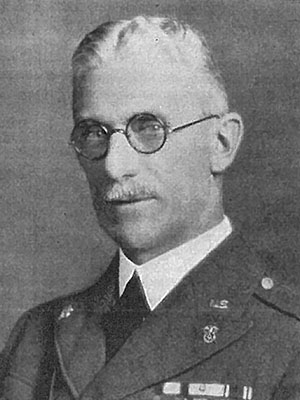 COL Irwin L. Hunt